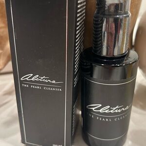 Black Pearl Cleanser